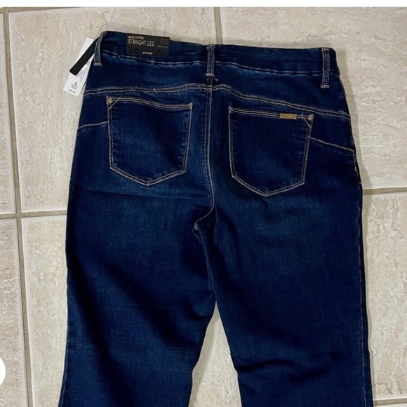 Chico’s So Lifting Straight Leg Jeans sz .5 (6) NWT - Picture 5 of 6